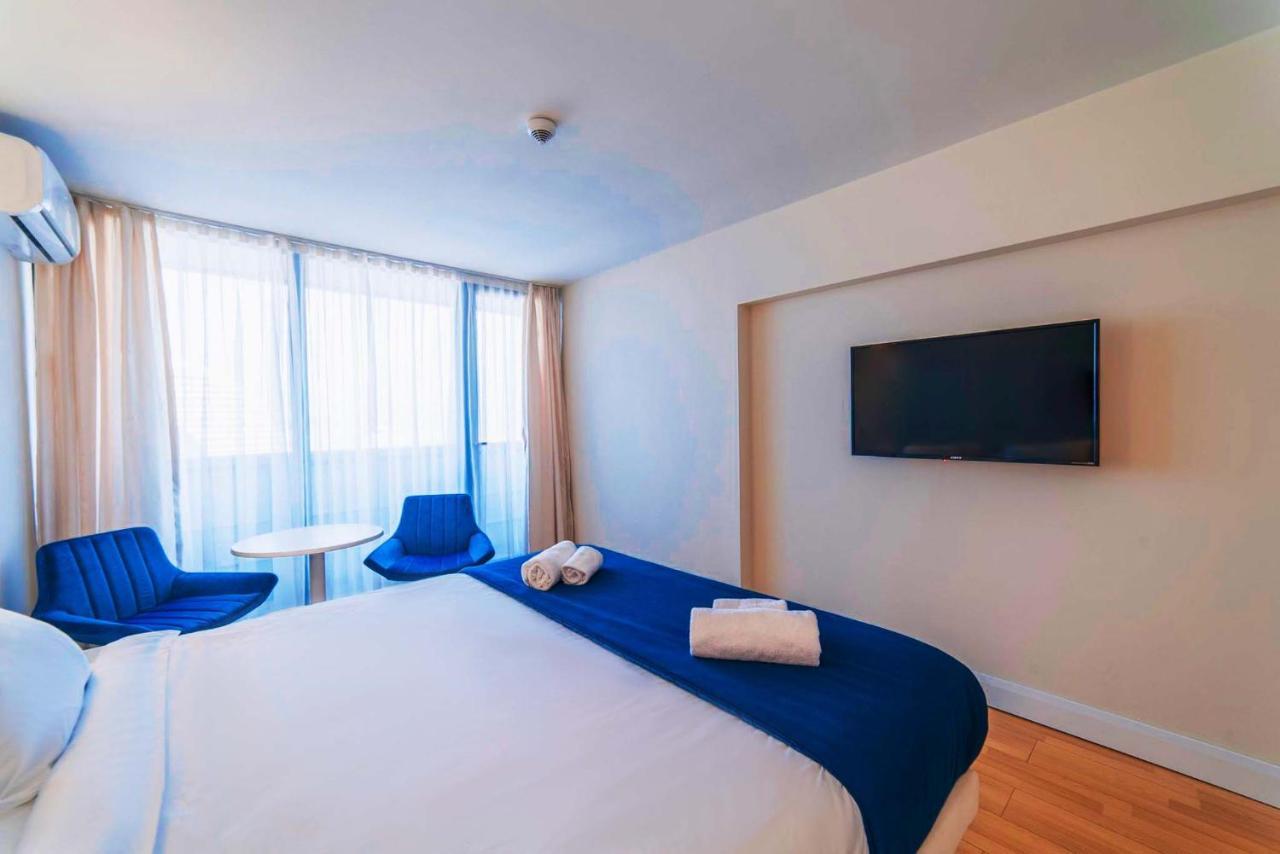 Elegance Sea View Aparthotel In Orbi City Batumi Kültér fotó