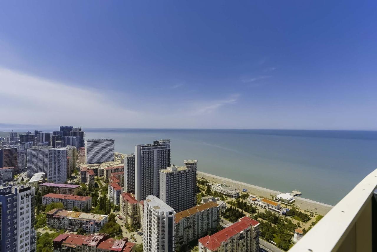 Elegance Sea View Aparthotel In Orbi City Batumi Kültér fotó