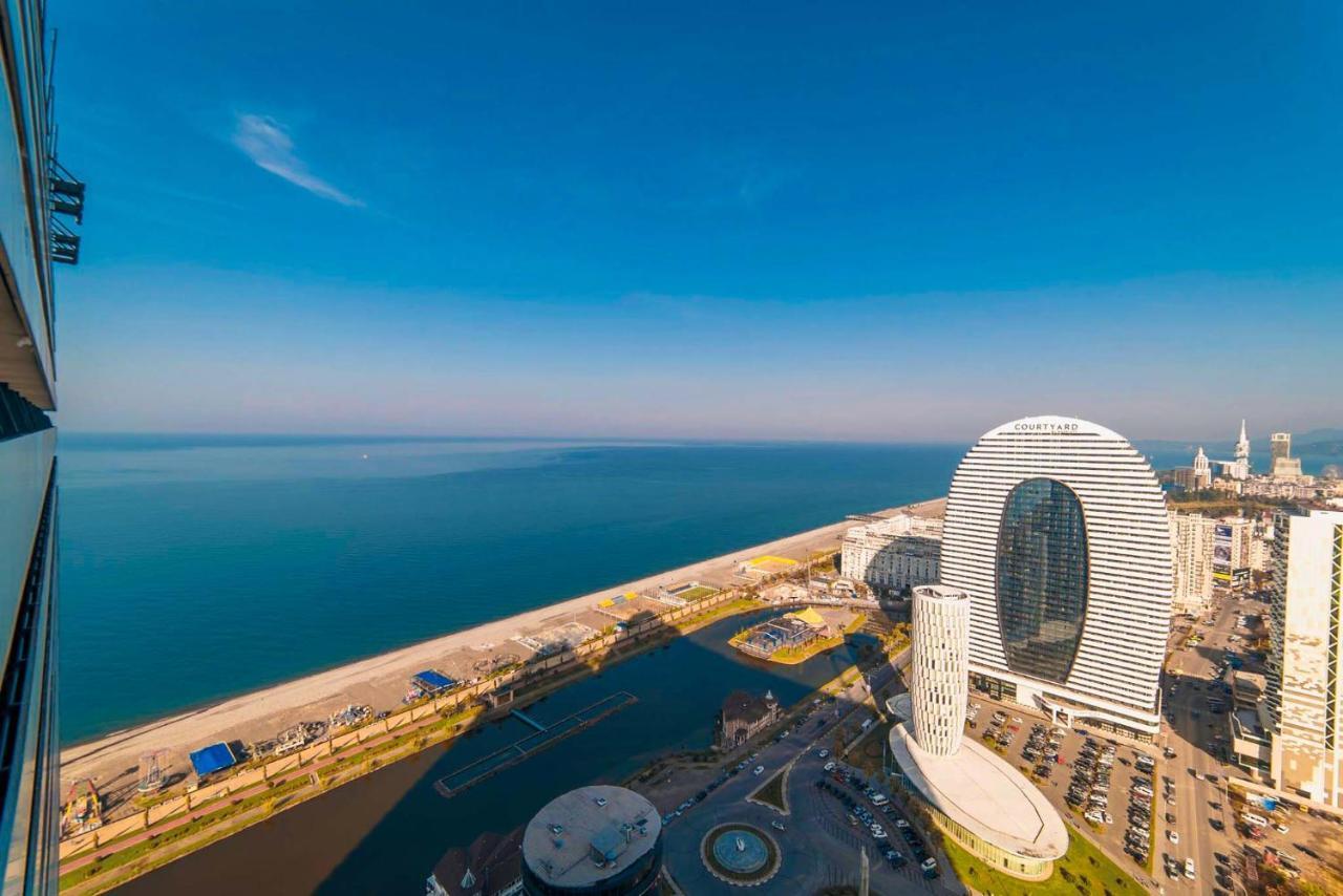 Elegance Sea View Aparthotel In Orbi City Batumi Kültér fotó