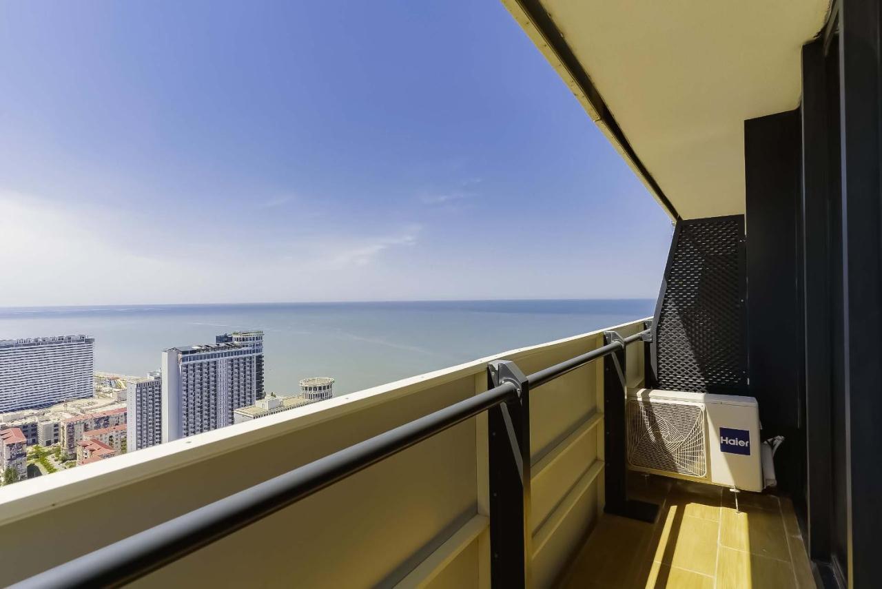 Elegance Sea View Aparthotel In Orbi City Batumi Kültér fotó