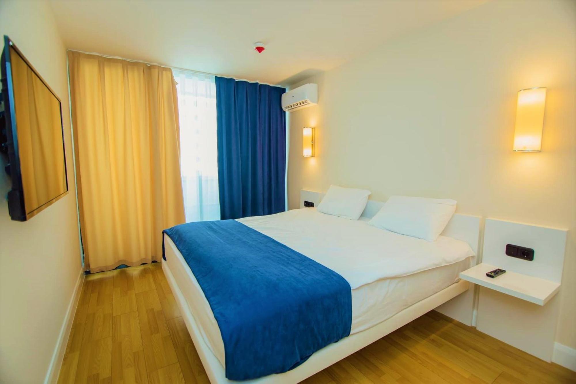 Elegance Sea View Aparthotel In Orbi City Batumi Kültér fotó
