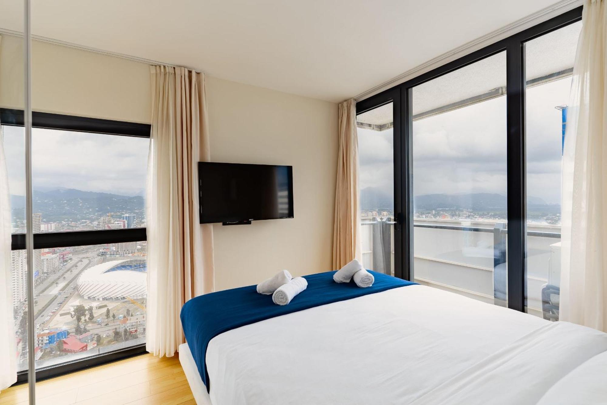 Elegance Sea View Aparthotel In Orbi City Batumi Kültér fotó