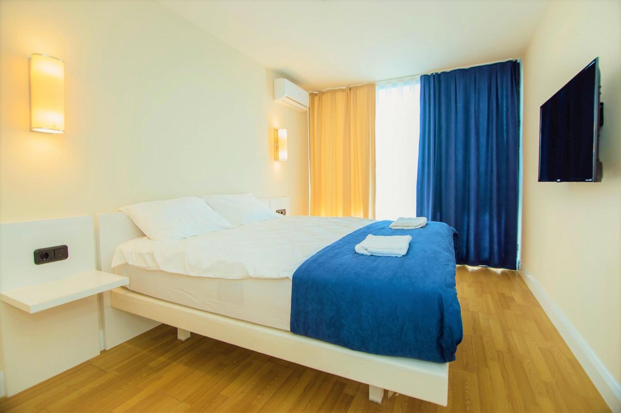 Elegance Sea View Aparthotel In Orbi City Batumi Kültér fotó